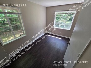 921 Charles Ct in Birmingham, AL - Building Photo - Building Photo