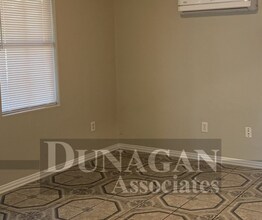 206 S Mesa St-Unit -B in Carlsbad, NM - Building Photo - Building Photo