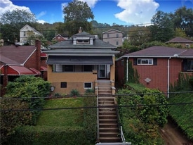 327 Erie Ave in Glassport, PA - Building Photo