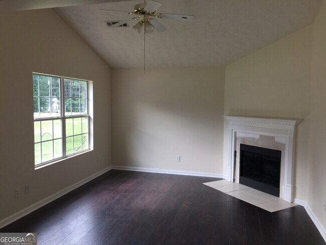 117 Jenny Rd in Grantville, GA - Building Photo - Building Photo