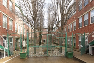 947-959 Baxter Ave in Louisville, KY - Building Photo - Building Photo