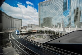 3726 S Las Vegas Blvd in Las Vegas, NV - Building Photo - Building Photo