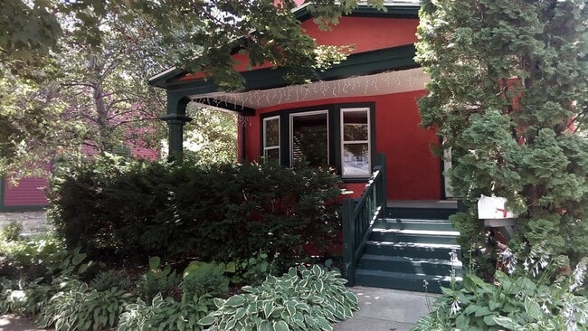 property at 517 N Bateman St