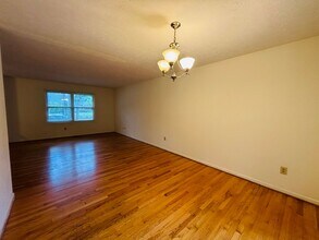 315 Sunset Blvd in Blacksburg, VA - Building Photo - Building Photo