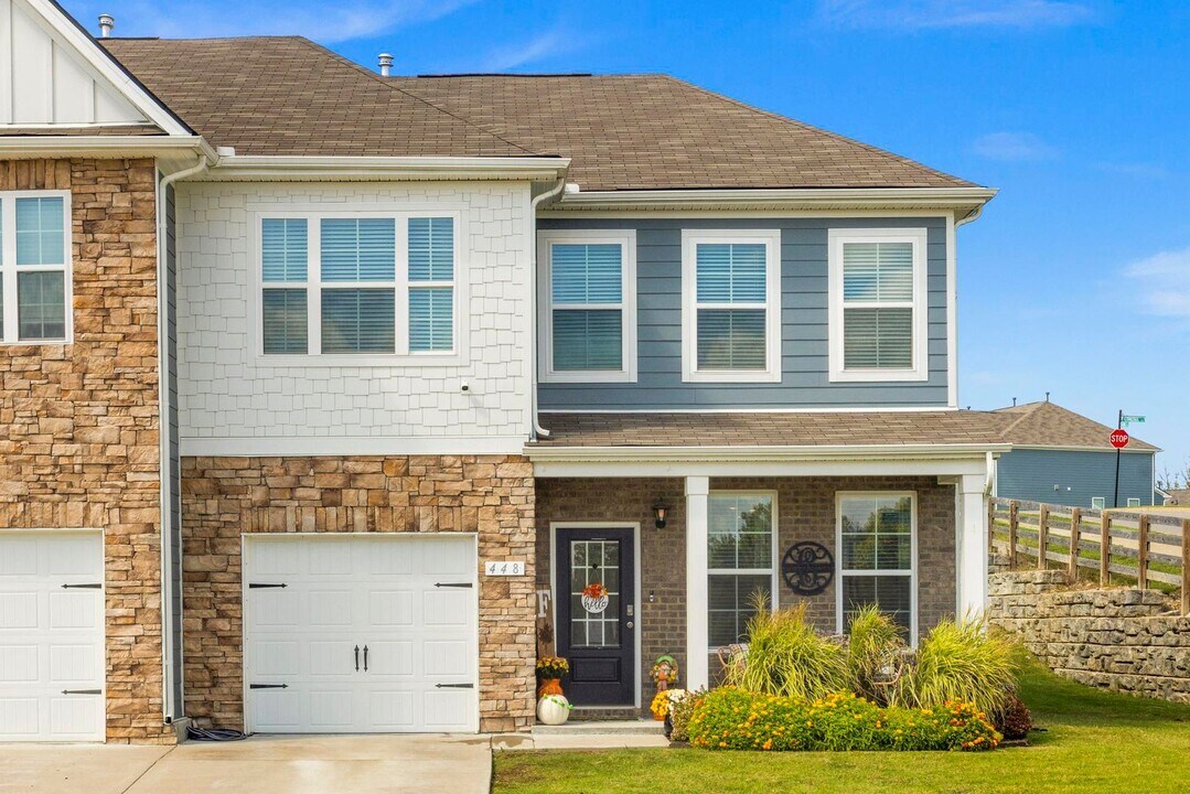 448 Waterfowl Wy in Lebanon, TN - Building Photo