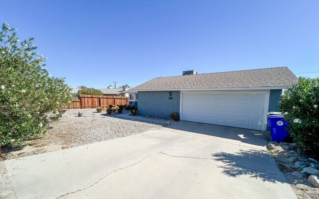 5395 Baileya Ave in Twentynine Palms, CA - Building Photo - Building Photo