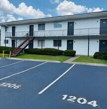 1200 Dr Walter S Davis Blvd in Nashville, TN - Building Photo - Building Photo