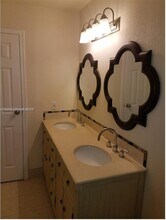 16731 SW 5th Ct in Weston, FL - Building Photo - Building Photo