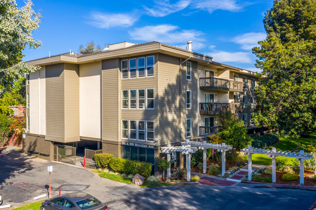 Willow Glen Apartments in San Jose, CA - Building Photo - Building Photo