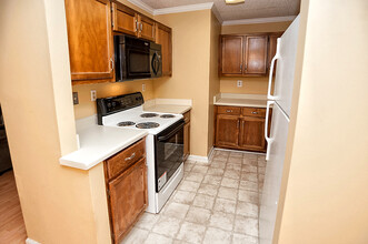 2104 Liberty Dr in Madison, AL - Building Photo - Building Photo