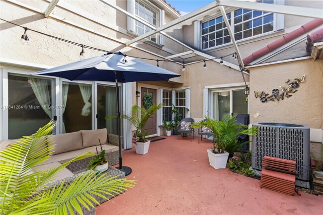 11085 Neptune Dr in Hollywood, FL - Building Photo - Building Photo