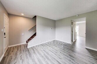 9455 Huggin Hollow Rd in Martinsville, IN - Building Photo - Building Photo