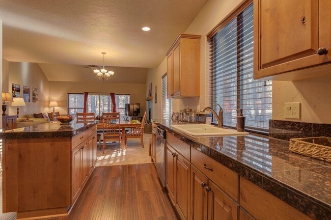 16831 Jacinto Rd in Bend, OR - Building Photo - Building Photo