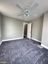 2348 Moore St photo'