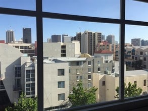 221 Island Ave, Unit 502 in San Diego, CA - Building Photo - Building Photo