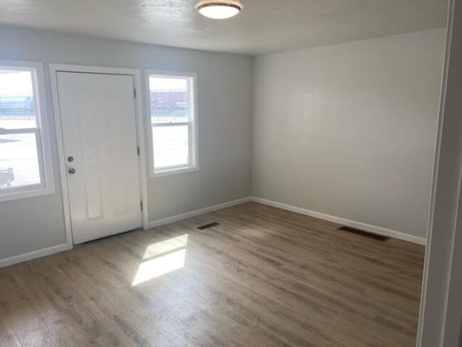 property at 801 E Main St