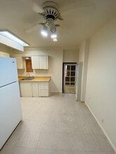 611 Woodland Ave NW in Albuquerque, NM - Building Photo - Building Photo