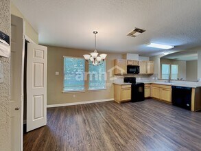 3413 Stratford Dr in Montgomery, TX - Building Photo - Building Photo