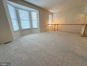 8730 Phipps Farm Way in Manassas, VA - Building Photo - Building Photo