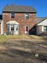 1317 Village Green Dr in Chattanooga, TN - Building Photo