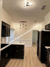 4012 Amberly Rd in Montgomery, AL - Foto de edificio - Building Photo