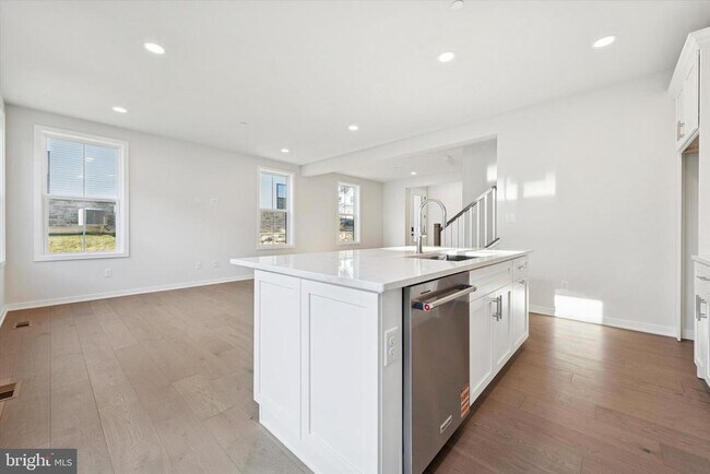 64 Alroy Rd in Malvern, PA - Building Photo - Building Photo