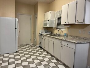345 S 450 E, Unit 1 bedroom in Salem, UT - Building Photo - Building Photo