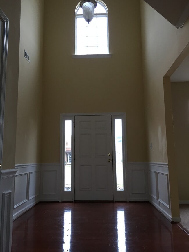 15037 Taylor Ridge Ln in Charlotte, NC - Foto de edificio - Building Photo