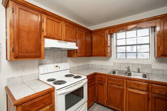 Gastel Circle Apartments in Edinburg, TX - Foto de edificio - Interior Photo