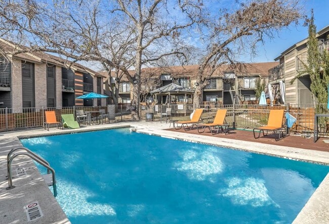 The Enclave in Austin, TX - Building Photo - Building Photo