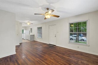 1511 Alguno Rd in Austin, TX - Building Photo - Building Photo