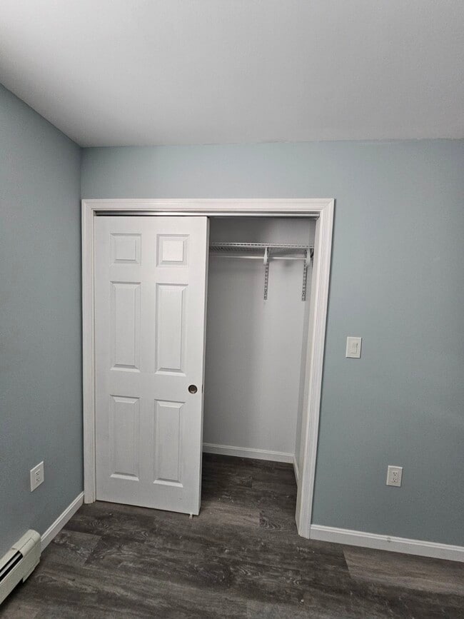 1230 Smyth Rd, Unit 2 in Hooksett, NH - Building Photo - Building Photo