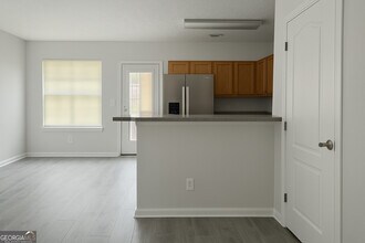 6416 Ellenwood Dr in Rex, GA - Building Photo - Building Photo