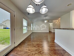 2904 John Cabot Dr in North Charleston, SC - Foto de edificio - Building Photo