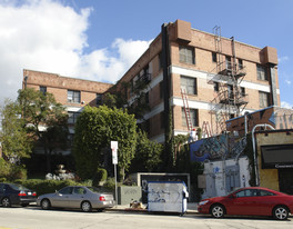 Crestmont Arms in Los Angeles, CA - Foto de edificio - Building Photo