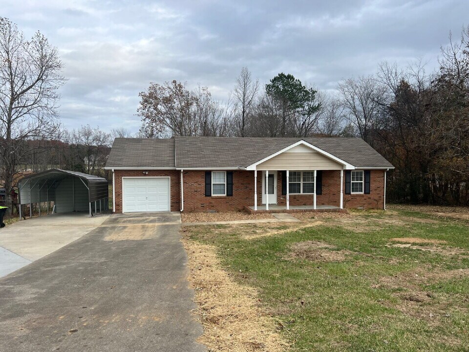 3409 Dailey Rd in Clarksville, TN - Building Photo