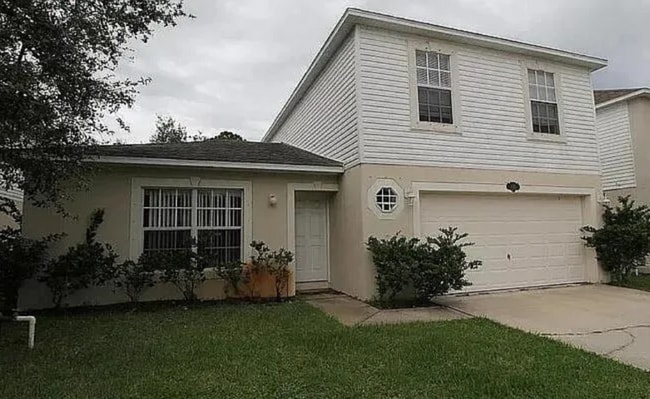 4720 Elena Way in Melbourne, FL - Building Photo - Building Photo