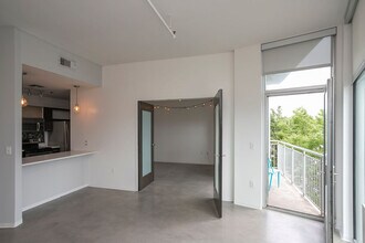 2115 Yeaman Pl in Nashville, TN - Building Photo - Building Photo