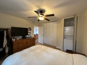 5821 Oakwood Dr, Unit F in Lisle, IL - Building Photo - Building Photo