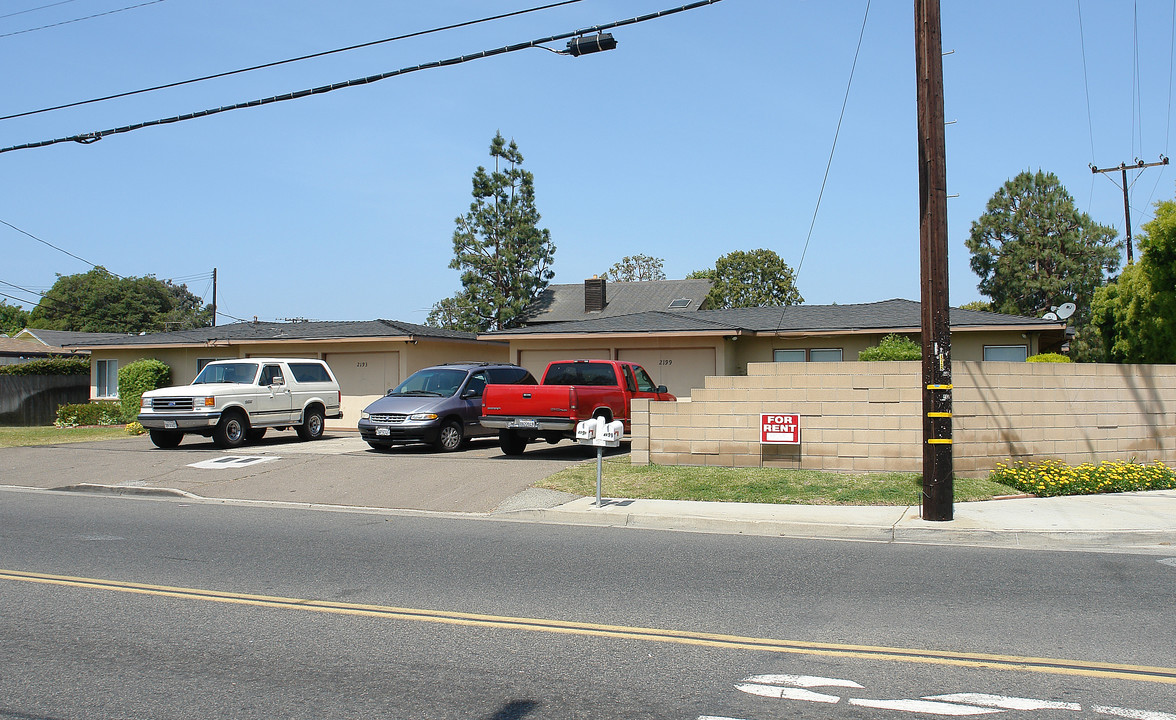 2193-2199 Orange Ave in Costa Mesa, CA - Building Photo