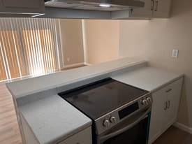 6618 Nielsen Way in Sacramento, CA - Building Photo