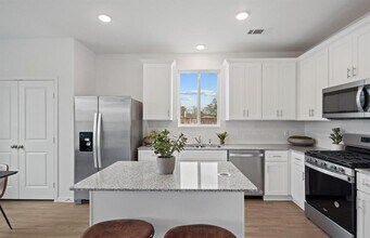 24612 Applewood Crst Ln in Porter, TX - Building Photo - Building Photo