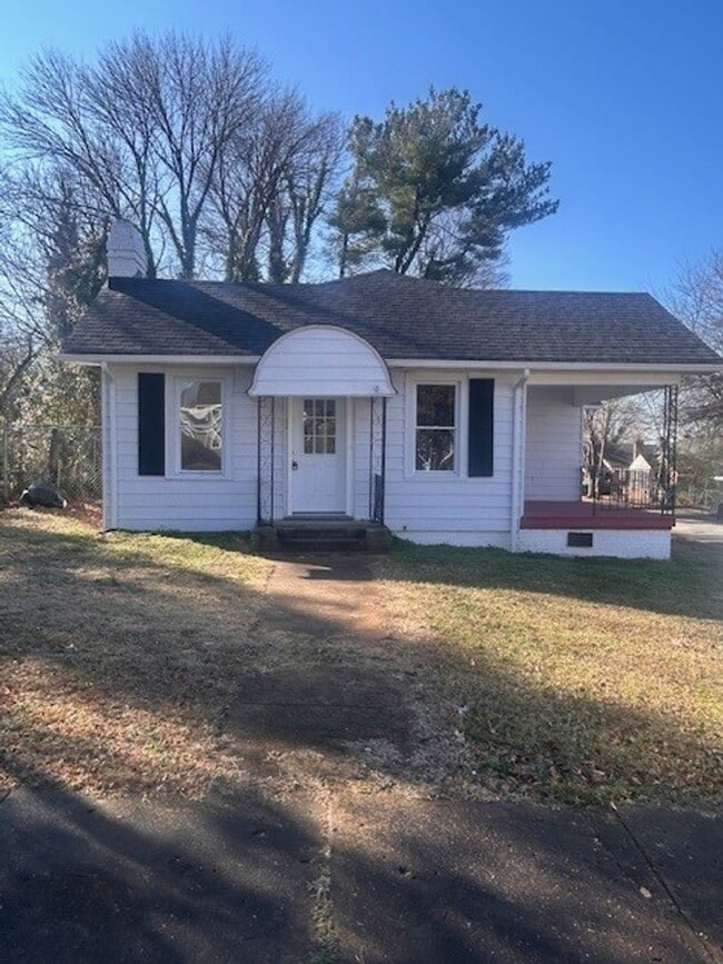 property at 113 Edgeworth St