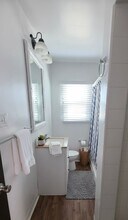 2023 W Olive Ave in Burbank, CA - Building Photo - Building Photo