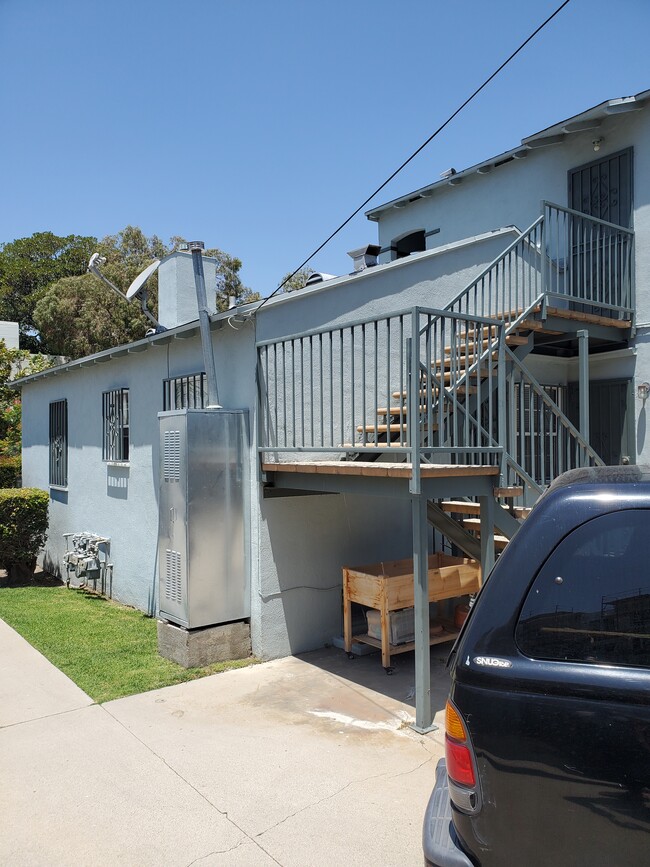 3526 Farmdale Ave, Unit 3526 Farmdale Ave. in Los Angeles, CA - Foto de edificio - Building Photo