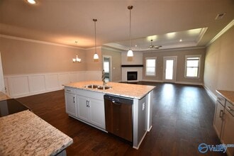 702 Sluice Dr SW in Huntsville, AL - Building Photo - Building Photo