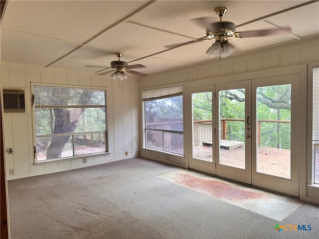 property at 202 Oak Ridge Dr