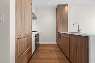 188 Brookline Ave, Unit 24F in Boston, MA - Building Photo - Building Photo