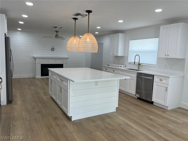 property at 673 107th Ave N