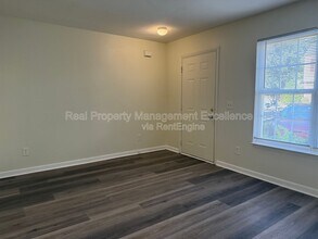 16 Red Ln in Raleigh, NC - Building Photo - Building Photo